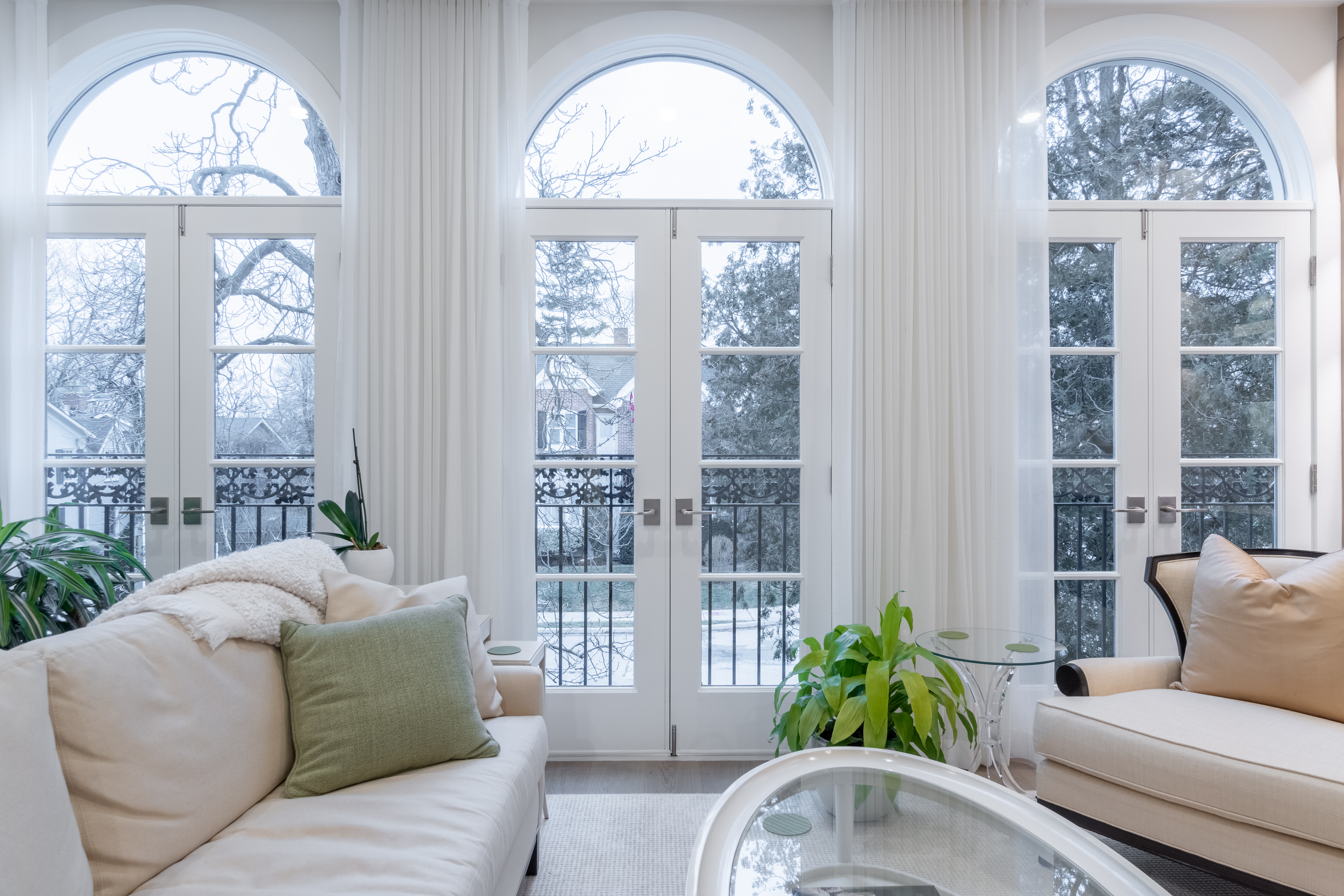 The Power of Paint: How Color Choices Can Transform Your Interior Renovation